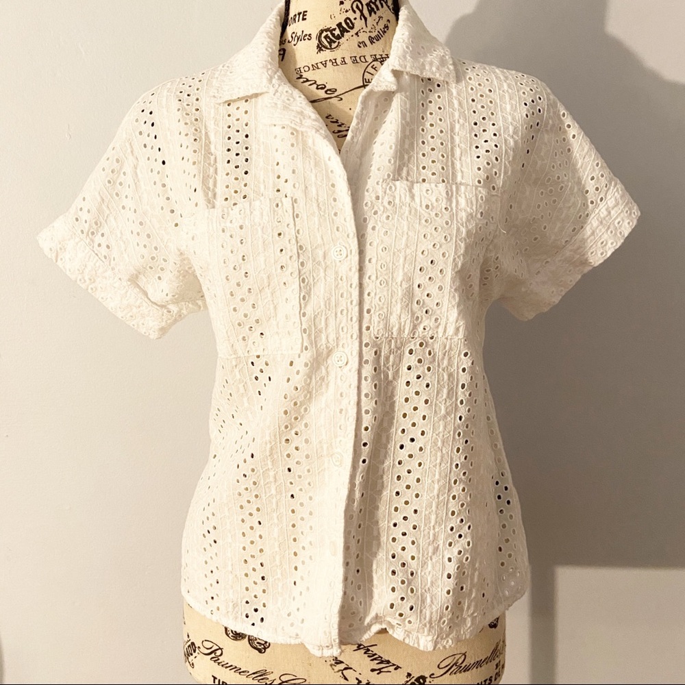 WHO WHAT WEAR | T-shirt eyelet collared shirt